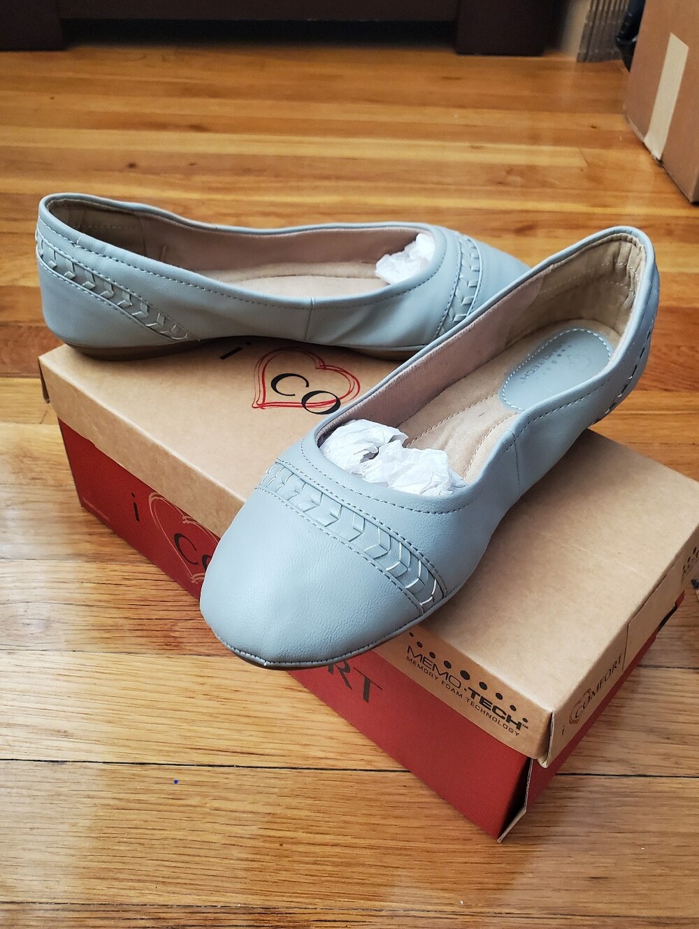 Women's Light Gray Slip-On Ballet Flats